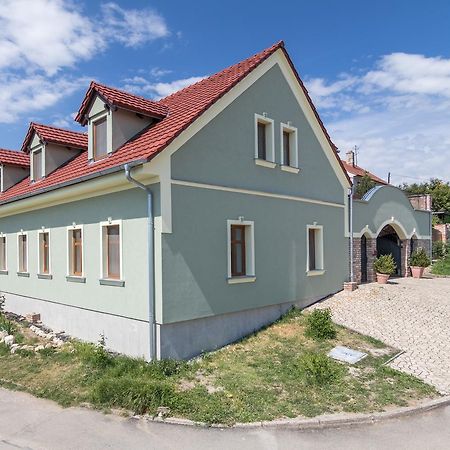 Apartmany Fojtova Studna Sedlec  Zewnętrze zdjęcie