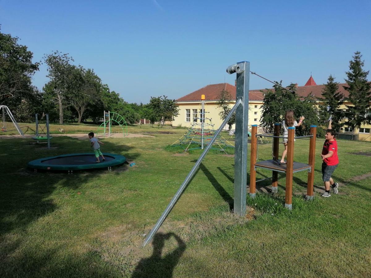 Apartmany Fojtova Studna Sedlec  Zewnętrze zdjęcie